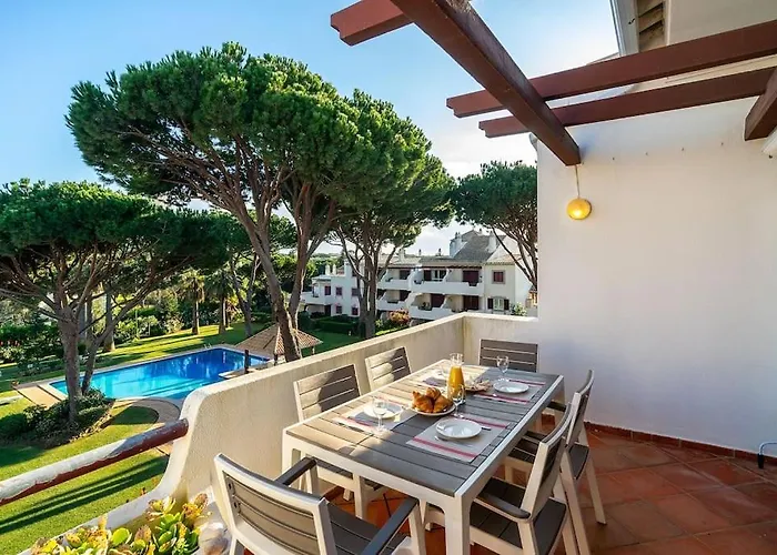 Family Apartment Pool & Terrace