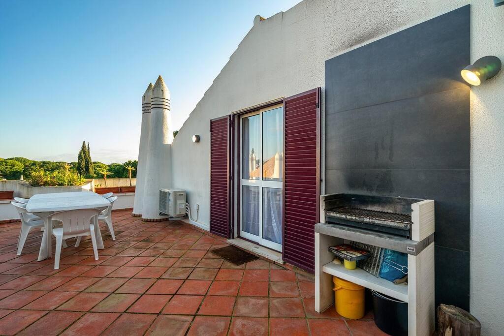 Apartment Family Pool & Terrace