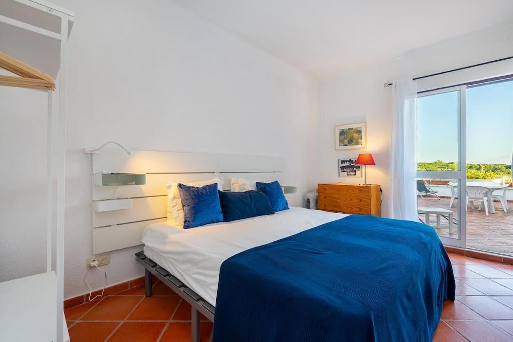 Family Pool & Terrace Apartment Vilamoura
